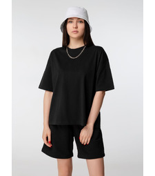 Футболка оверсайз женская Boxy Women, черная с логотипом