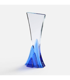 Стела Marinisk с логотипом