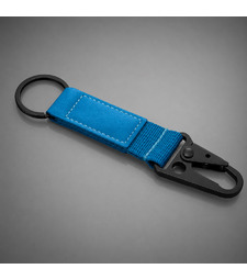 Брелок-ремувка Carabinier из ткани с вставкой из экокожи и карабином, синий с логотипом